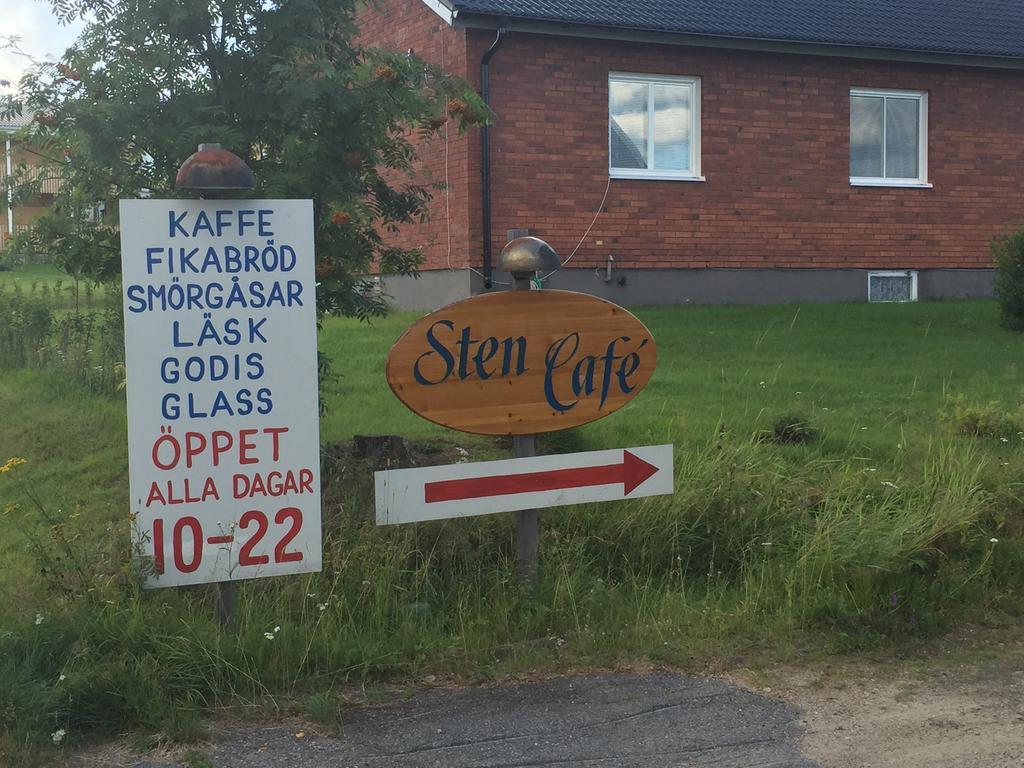 Stuga Vid Hedenaesets Stencafe Екстер'єр фото